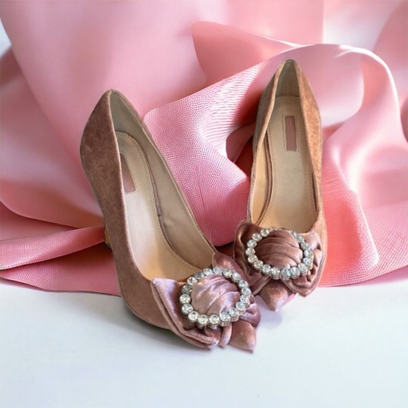 TOPSHOP Pink Velvet Jeweled Wedding Stiletto Heels w Bows & Rhinestones - Picture 5 of 16